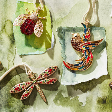 Sparkle bee hanging ornament, ruby