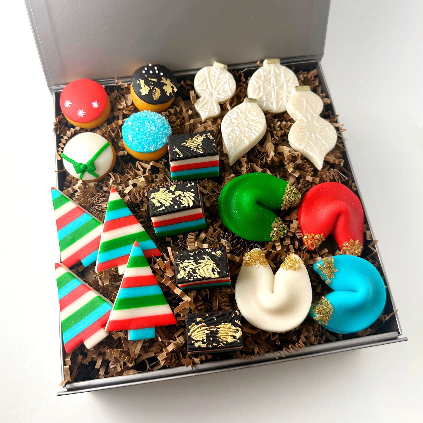 christmas elegant gift basket