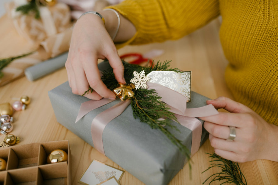 All the Trimmings: The Best Gift Wrapping Supplies & Brands