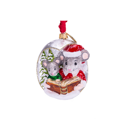 Vaillancourt Jingle Balls™ Christmas Mouse at Story Time