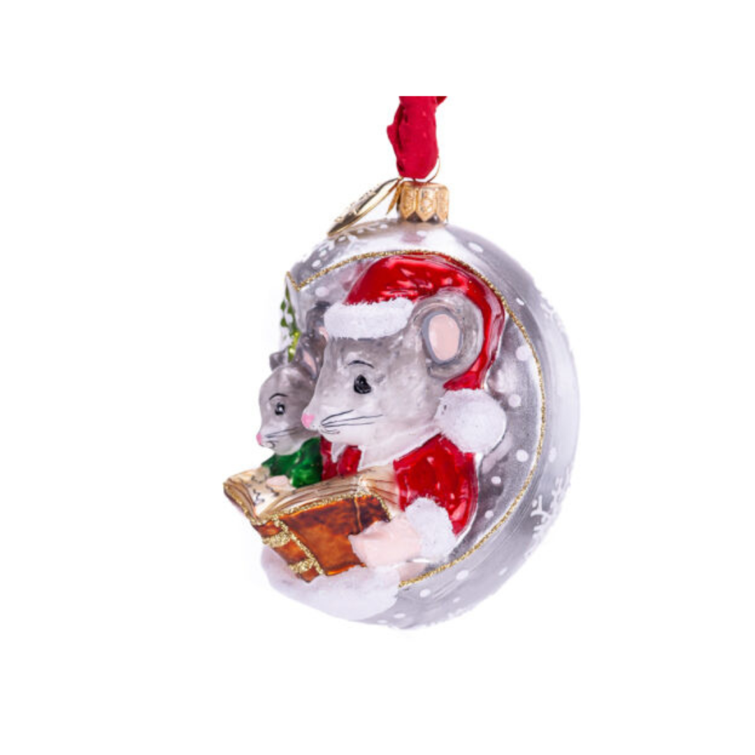 Vaillancourt Jingle Balls™ Christmas Mouse at Story Time